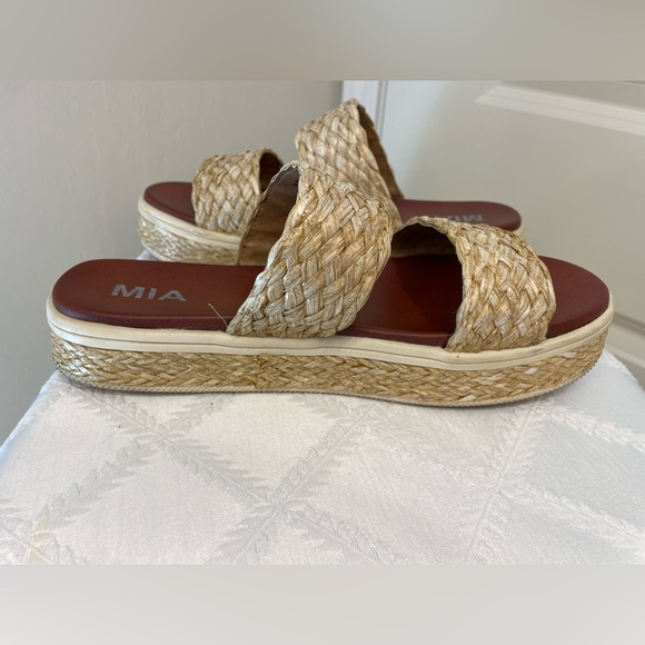 MIA Women's Tan Woven Platform Sandals Size 8.5 - Picture 7 of 8